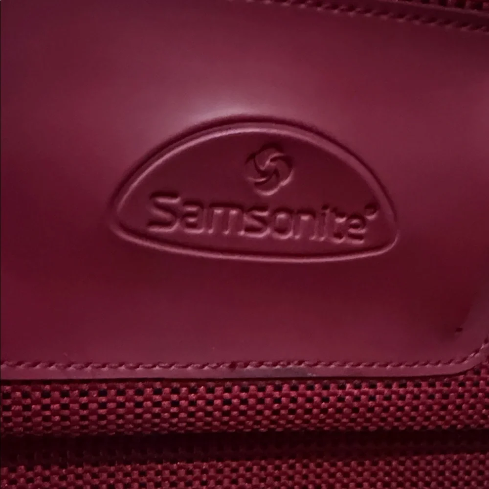 Samsonite Burgundy Carry On Bag Shoulder Strap & Trolley Sleeve